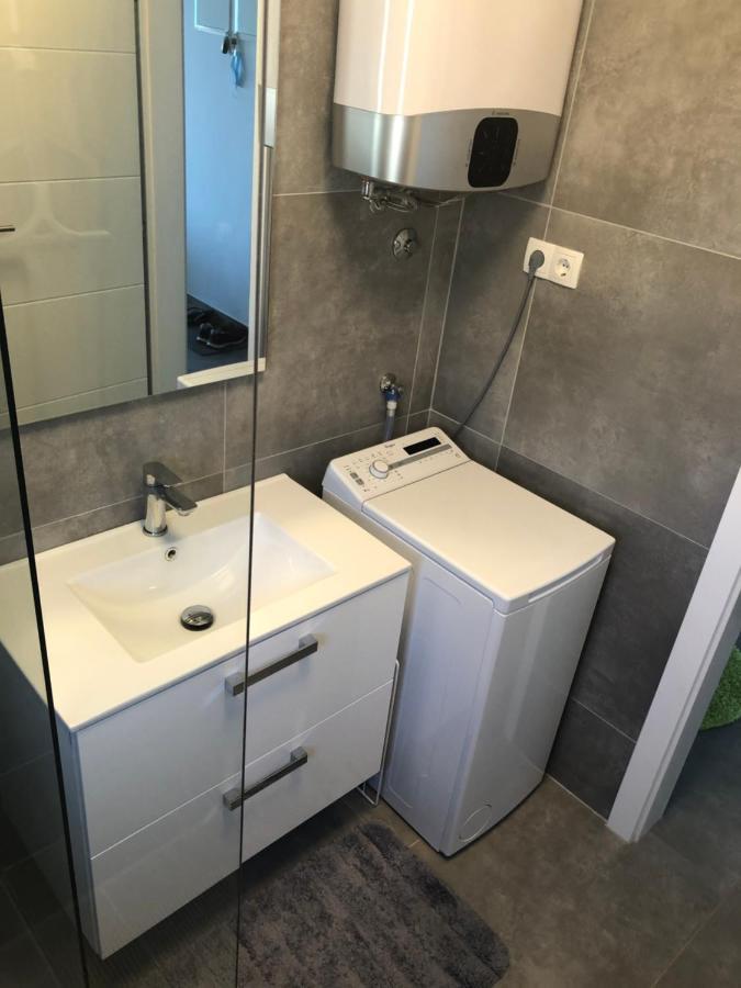 Apartment Lea Nin Eksteriør bilde