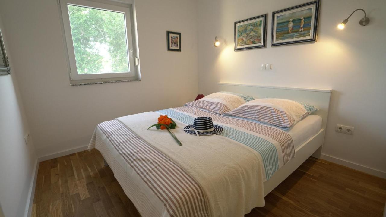 Apartment Lea Nin Eksteriør bilde